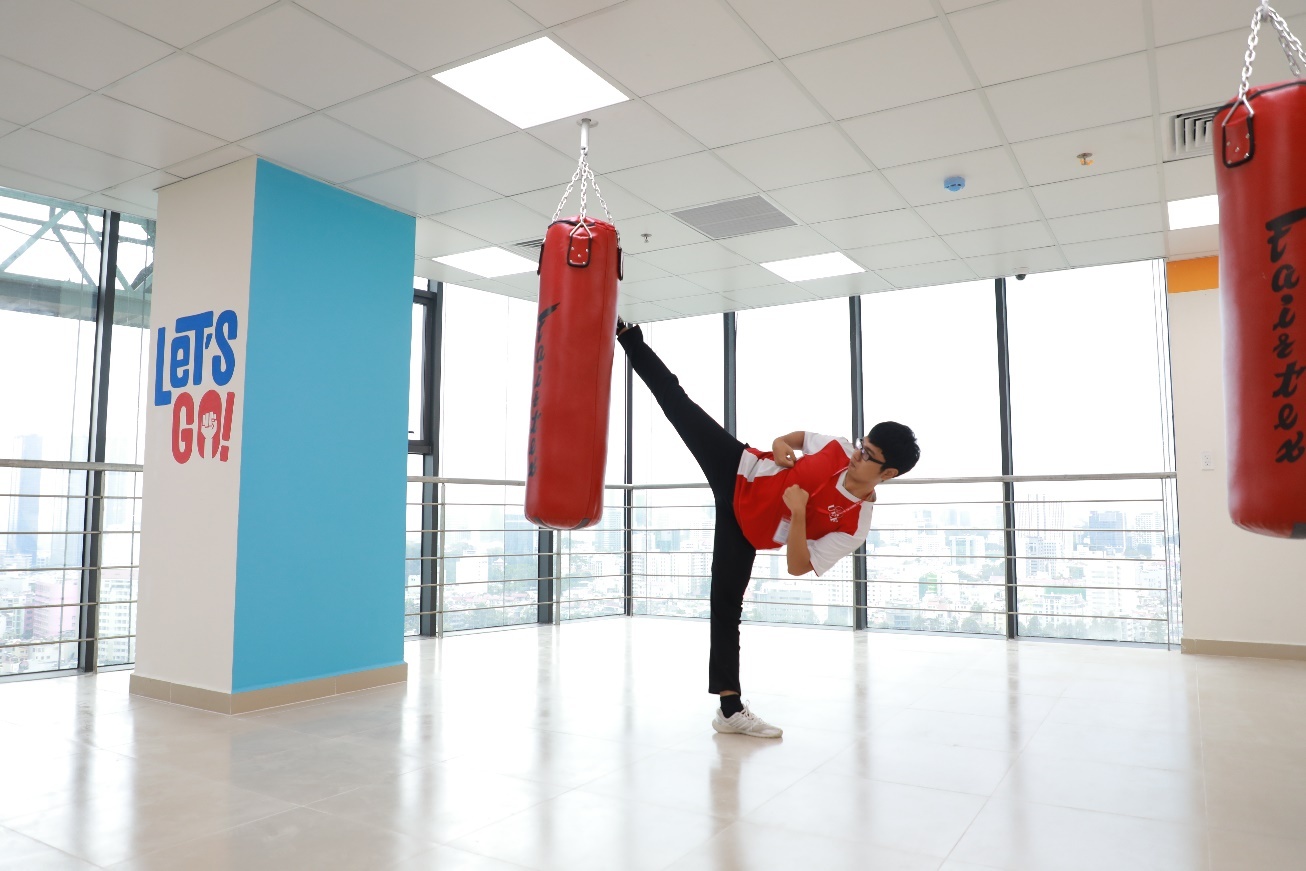 UEF ảnh 3 UEF anh 3