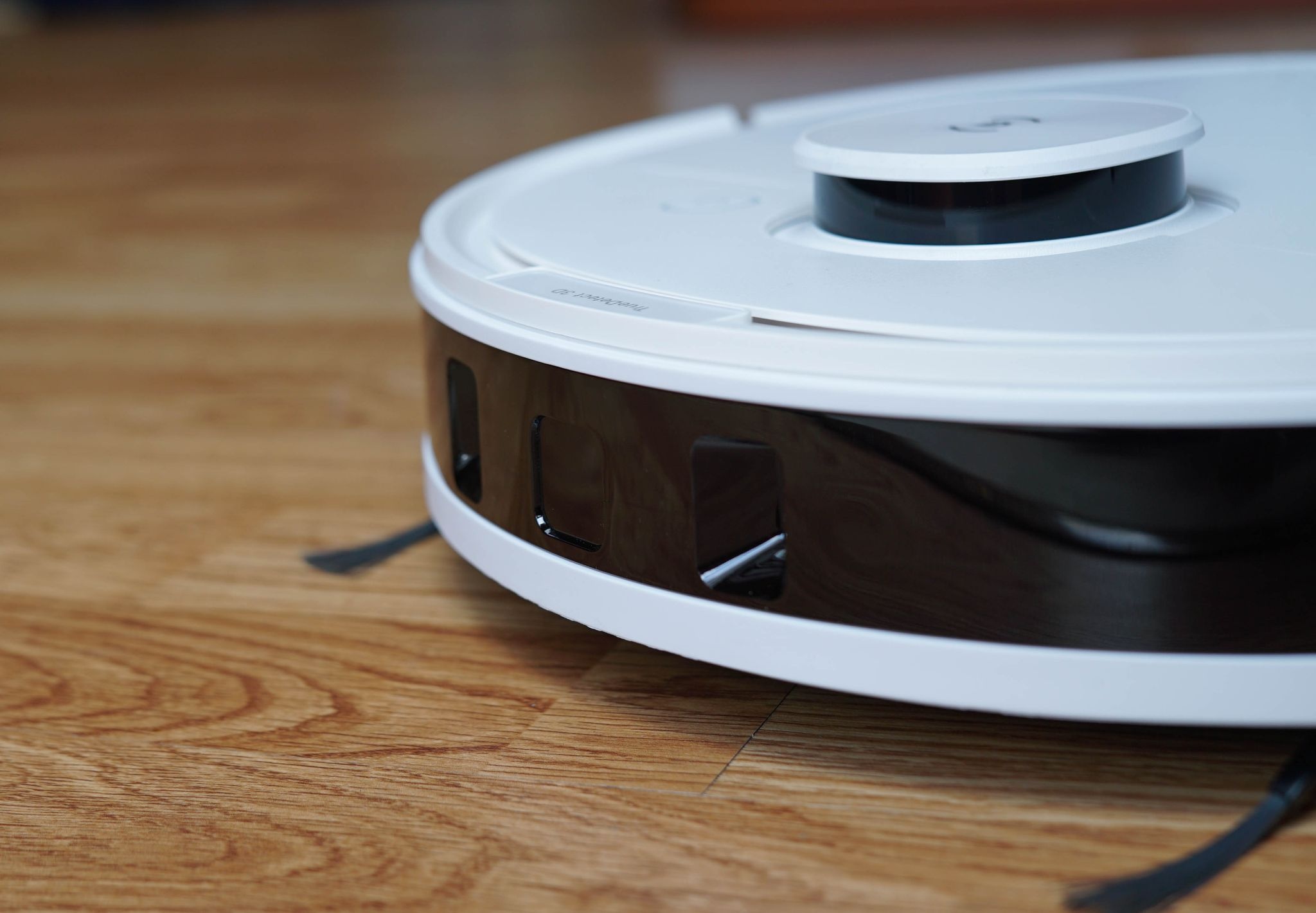 Robot  Ecovacs gia tu 9 trieu anh 3