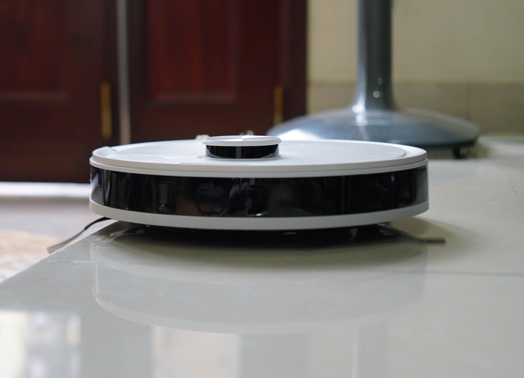 Robot  Ecovacs gia tu 9 trieu anh 9