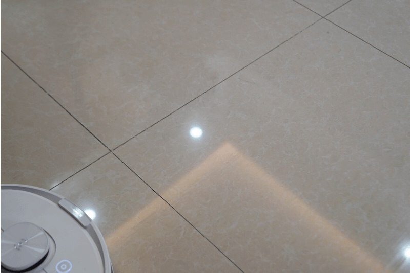 Robot  Ecovacs gia tu 9 trieu anh 12