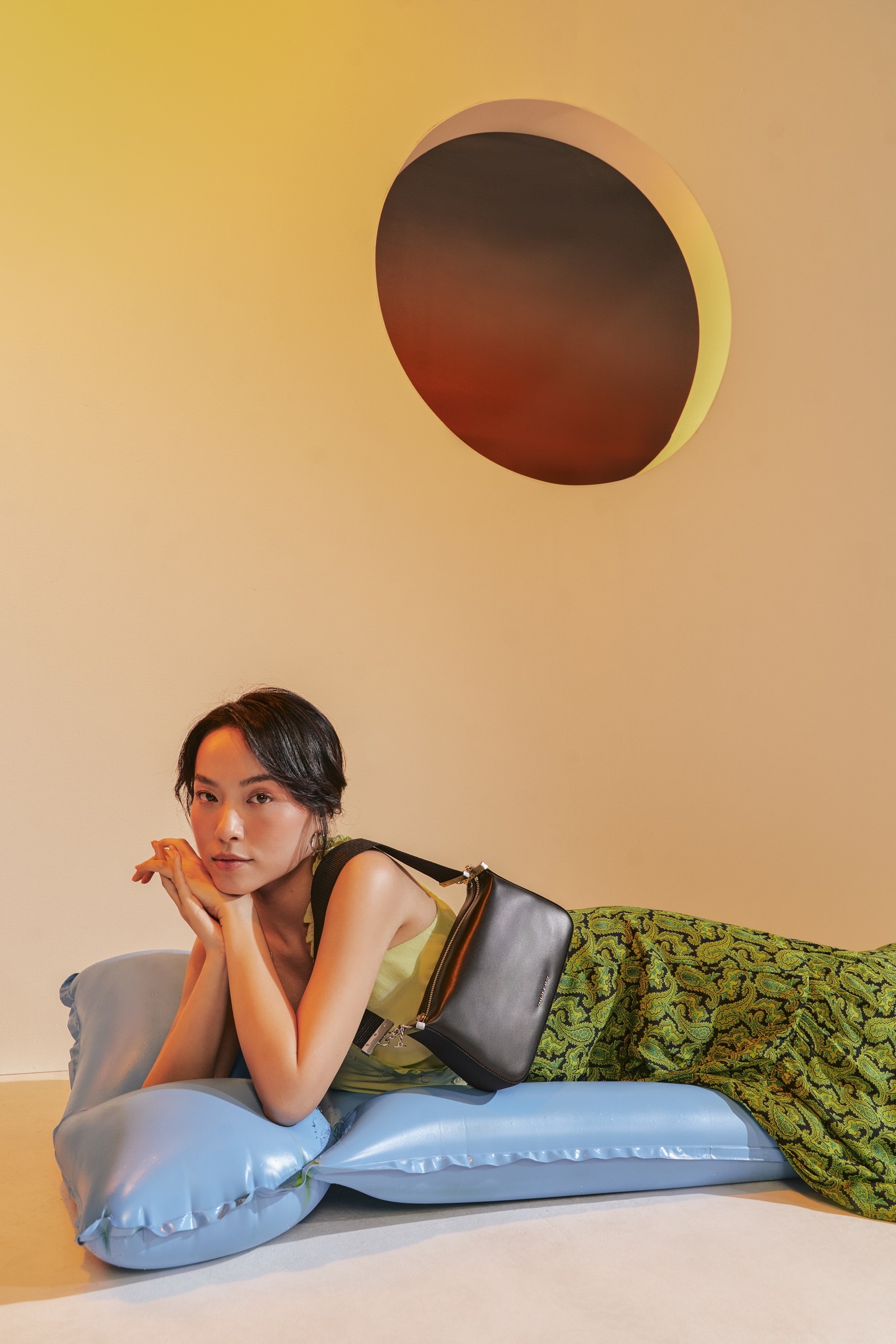 Charles & Keith ảnh 3 Charles & Keith anh 3