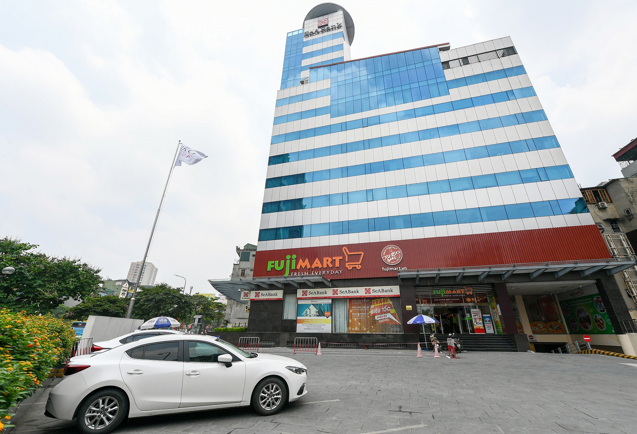 sieu thi,  FujiMart anh 1