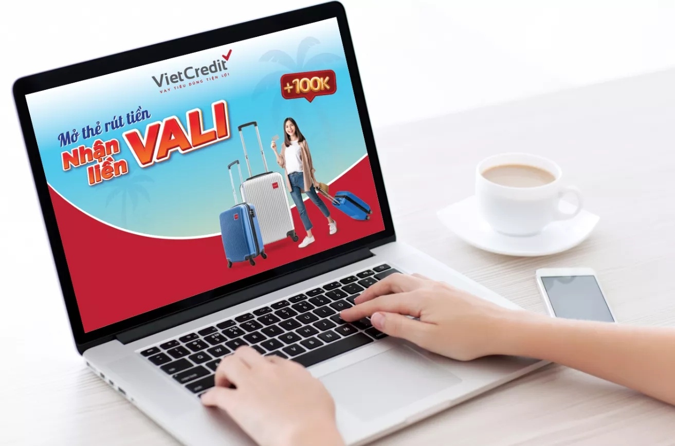 VietCredit,  tang vali cao cap anh 1