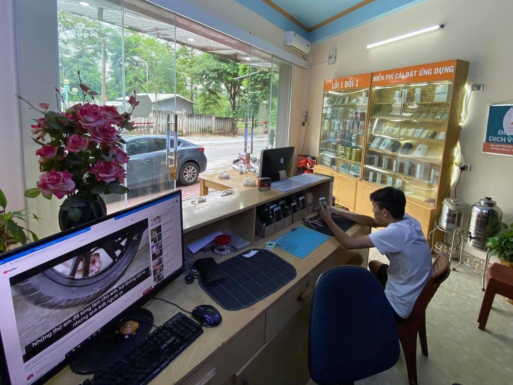 Mua san pham cong nghe tai cua hang Bui Thanh Vu hinh anh