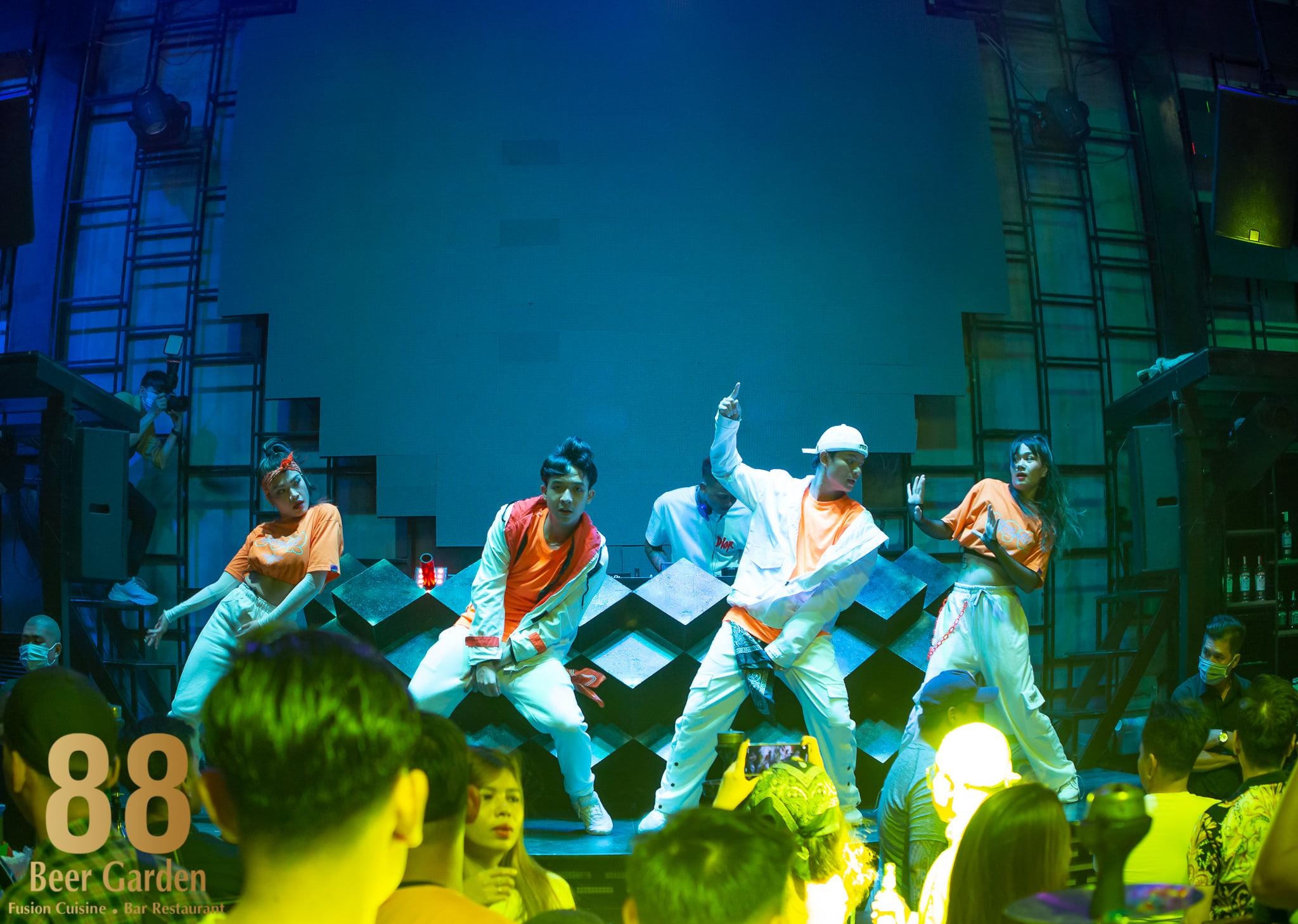 88 Beer Garden anh 3