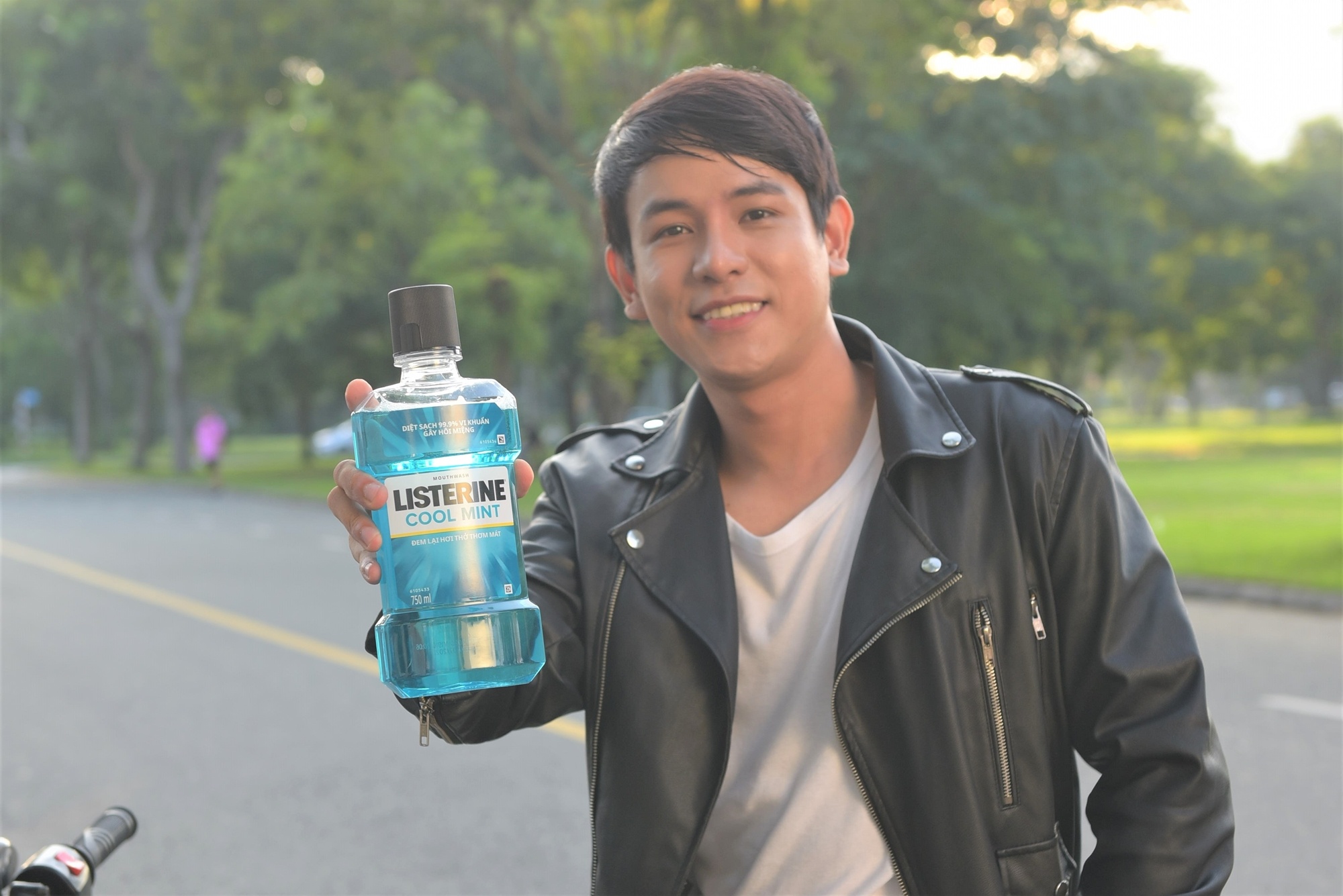 Listerine,  nước súc miệng  ảnh 4 Listerine,  nuoc suc mieng anh 4