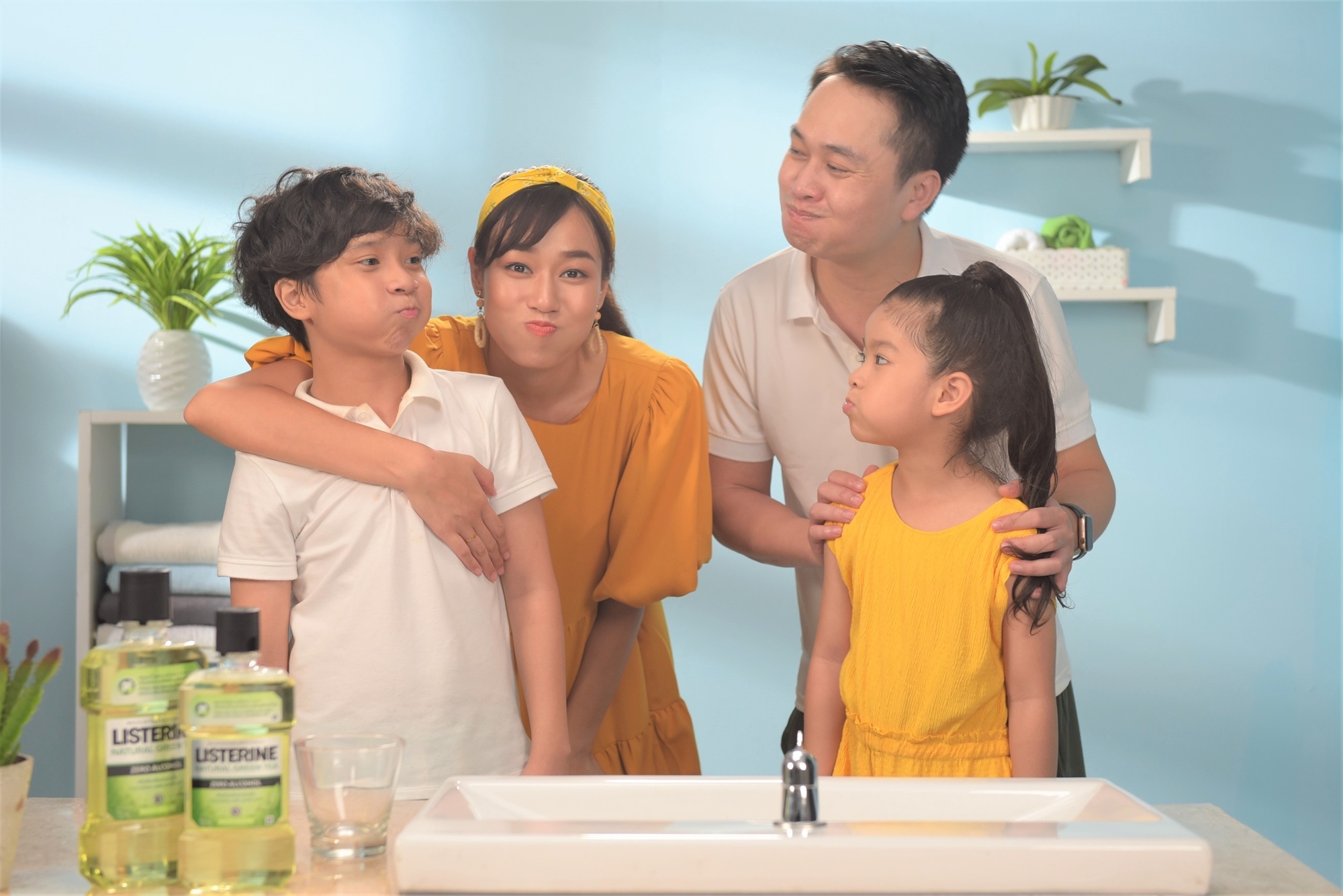 Nuoc suc mieng sat khuan ho tro phong benh hieu qua hinh anh