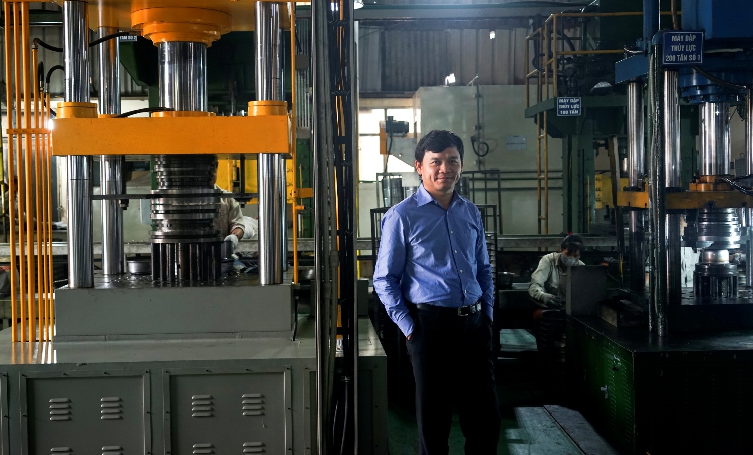 Shark Phu,  Sunhouse anh 4