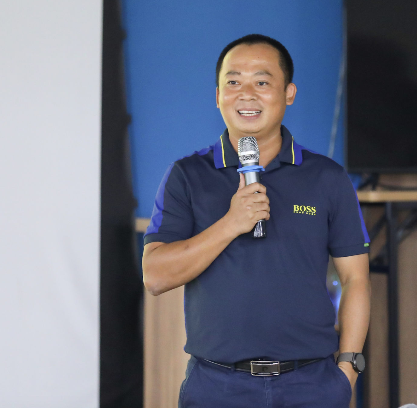 the gioi di dong,  mo hinh dai ly anh 2