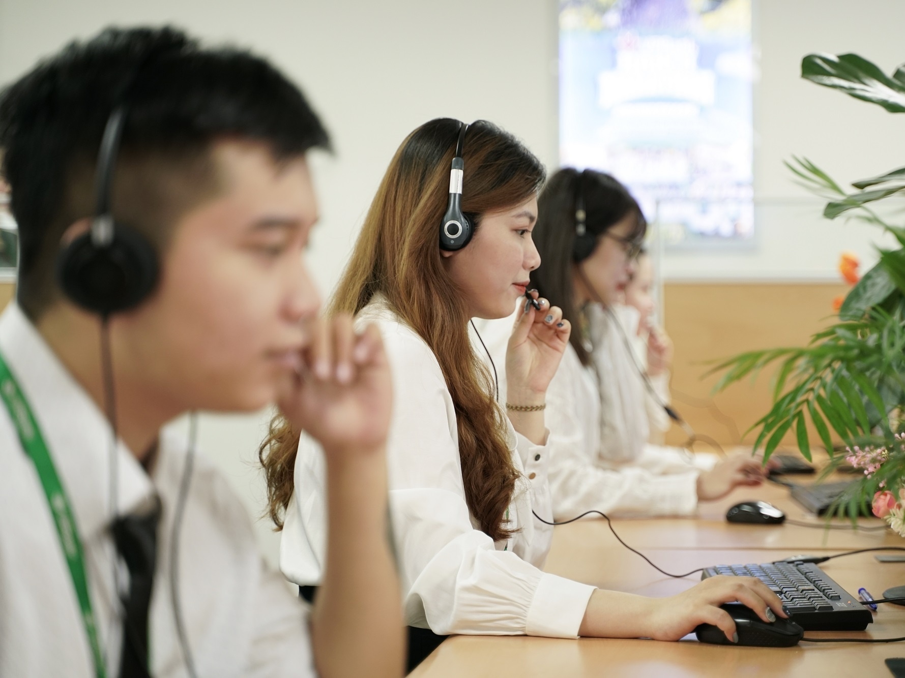 Tong dai VPBank duoc vinh danh trai nghiem khach hang xuat sac hinh anh