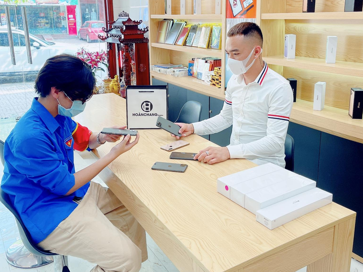 iPhone,  dien thoai chinh hang anh 3