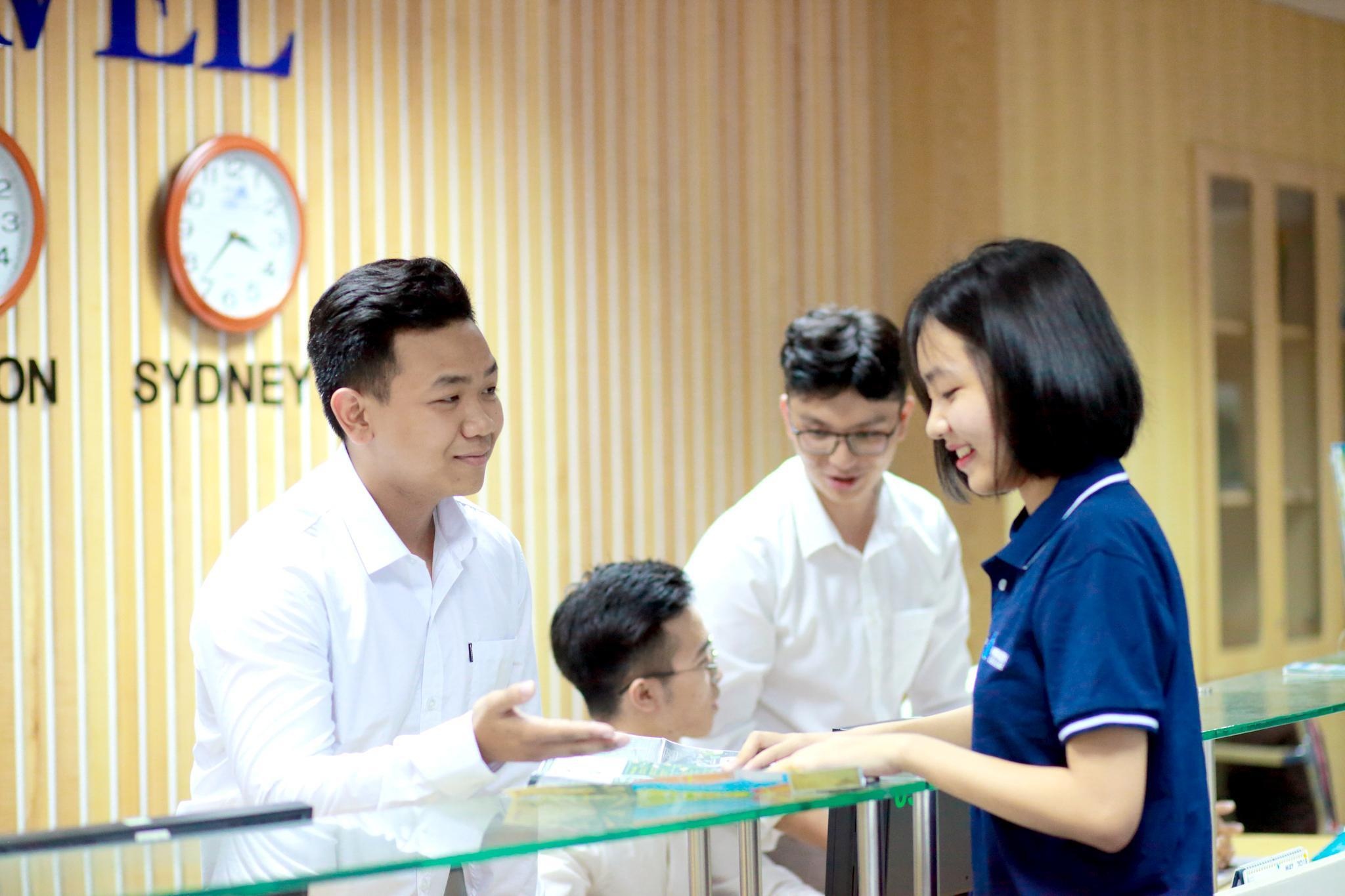 huong nghiep,  hoc nghe som anh 1