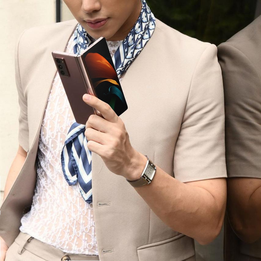 Galaxy Z Fold2 anh 2