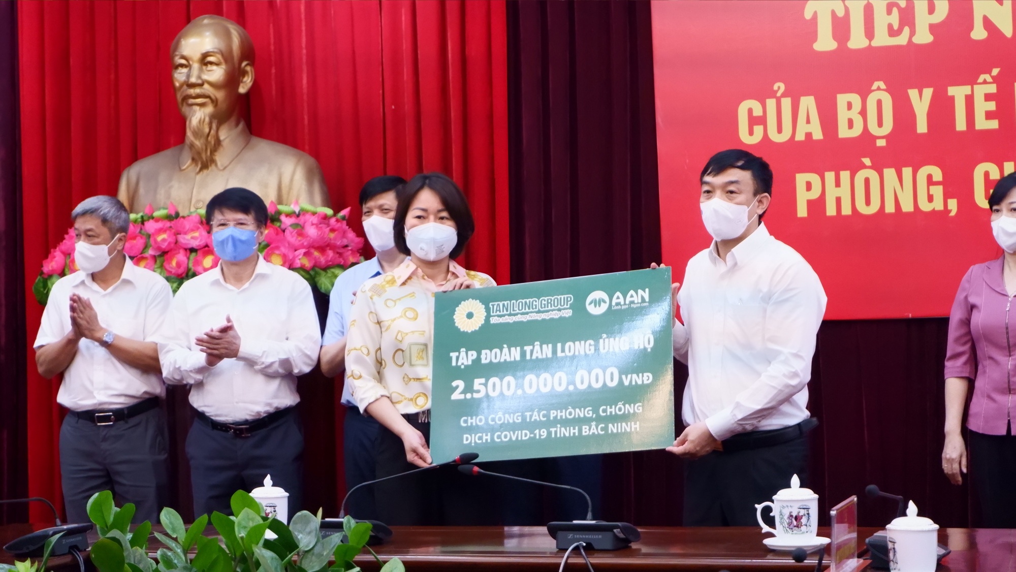 Tân Long,  phòng chống dịch ảnh 3 Tan Long,  phong chong dich anh 3
