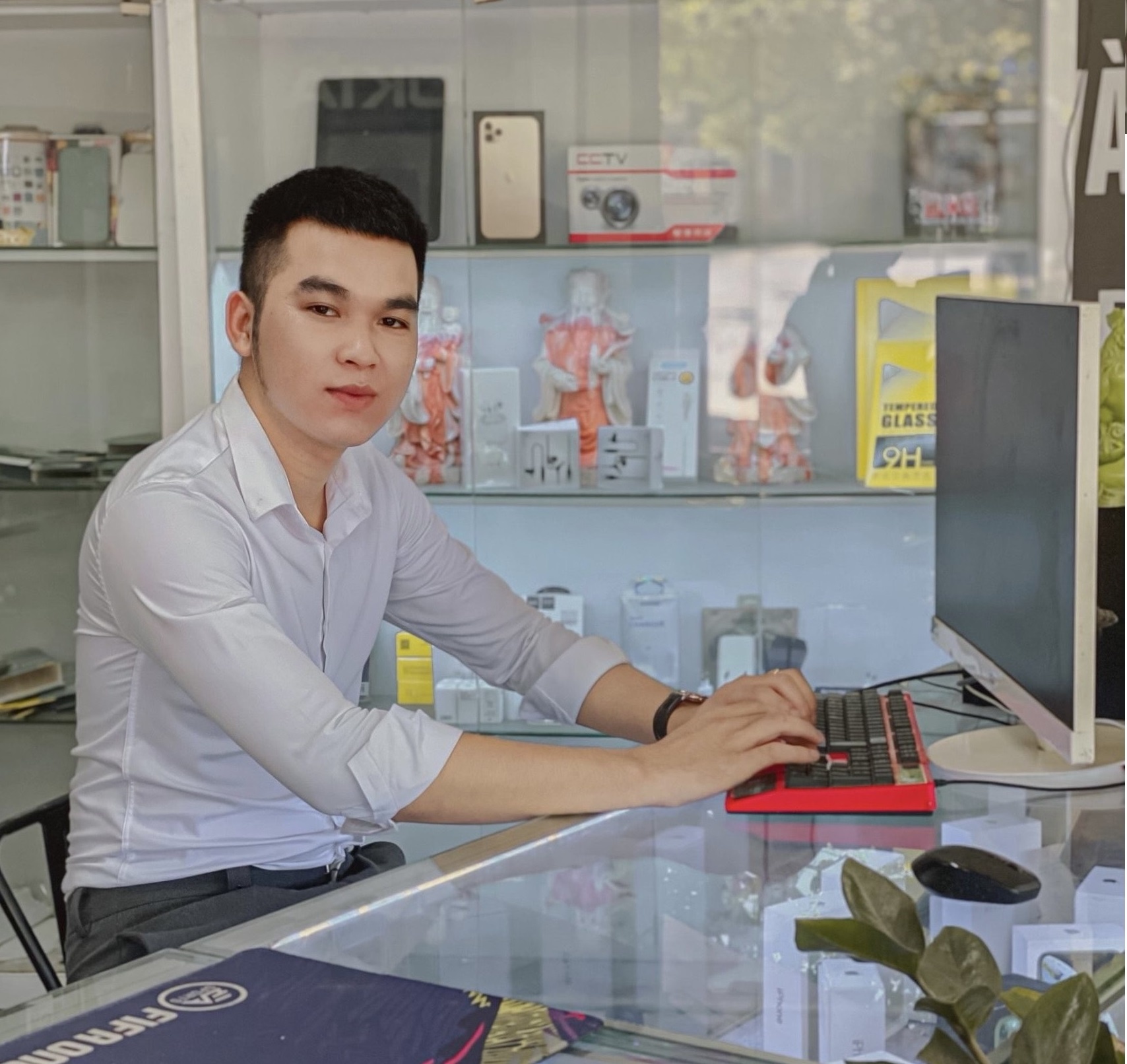 dien thoai di dong anh 1