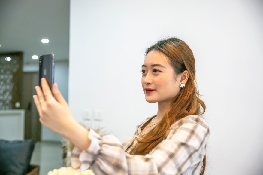 Gioi tre trai nghiem mo tai khoan nhanh voi eKYC cua Vietcombank hinh anh