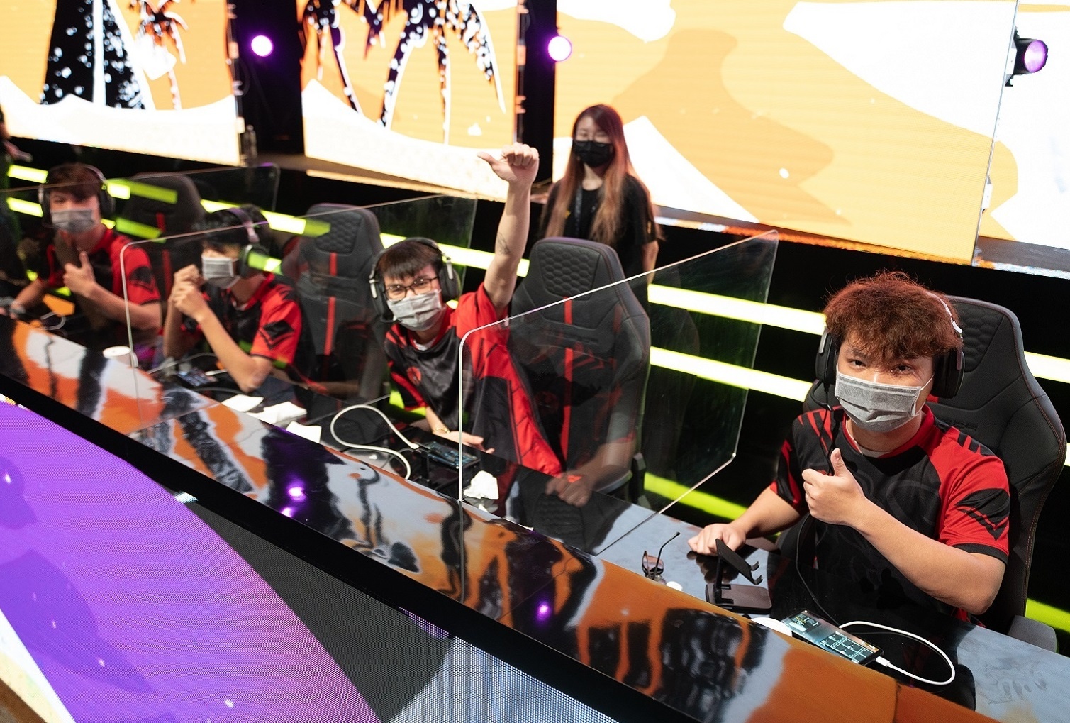 Chung ket FFWS 2021 Singapore lap ky luc voi 5,4 trieu nguoi xem hinh anh