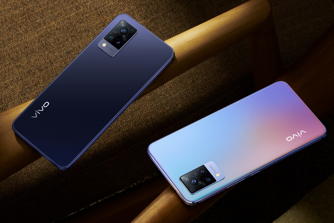 Vivo lan dau ra mat smartphone co camera selfie 44 MP OIS, flash kep hinh anh