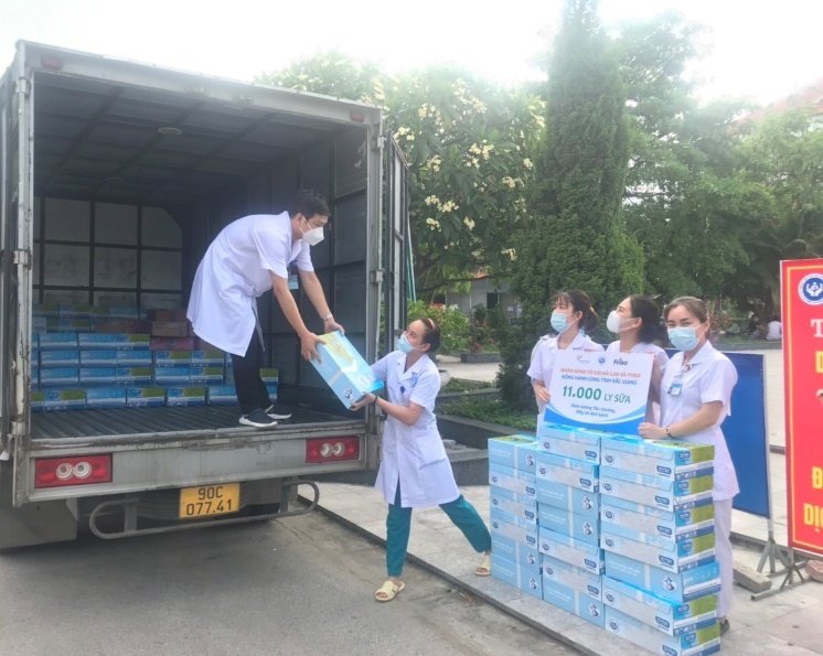 Co Gai Ha Lan,  FrieslandCampina Viet Nam anh 2