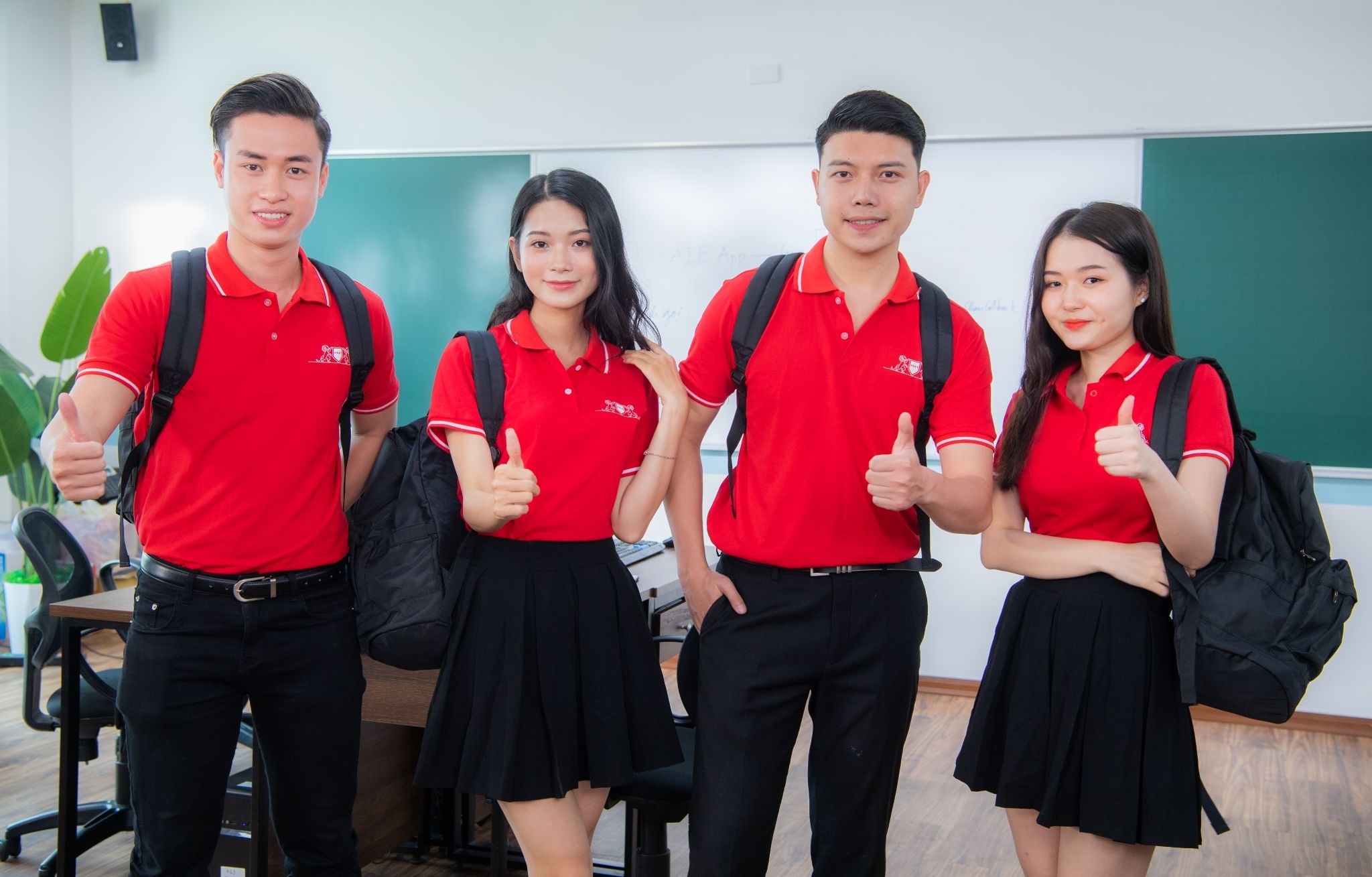Cao dang Kinh te - Ky thuat Ha Noi tuyen sinh he tieu chuan quoc te hinh anh
