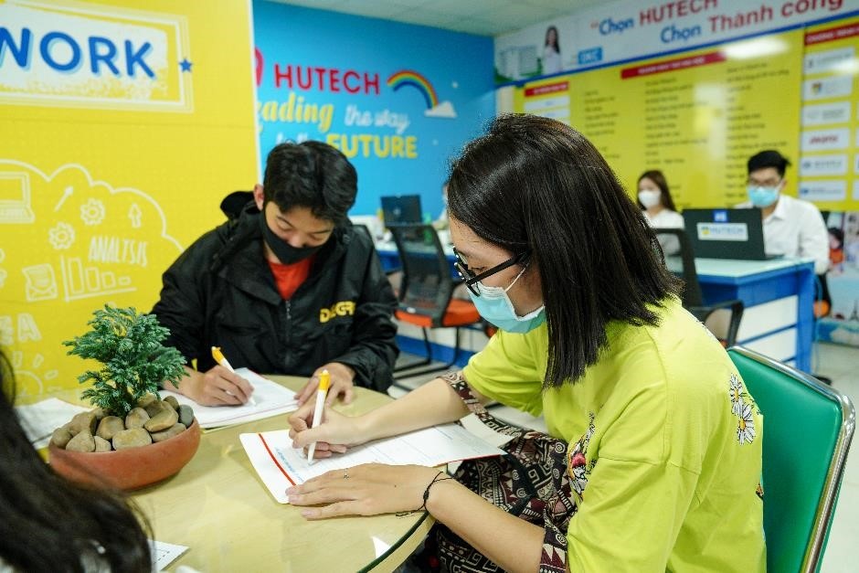 Hutech tuyển sinh ảnh 2 Hutech tuyen sinh anh 2