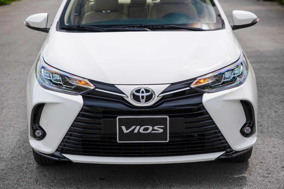 Toyota Vios ho tro le phi truoc ba den 30 trieu dong hinh anh