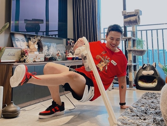 Duy Khanh ru dan sao viet nhap hoi van dong hinh anh