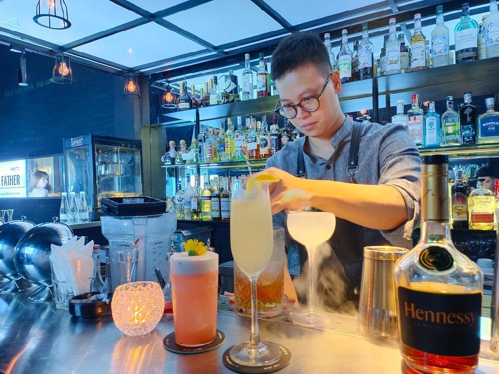 vivo V21 5G,  vivo anh 8