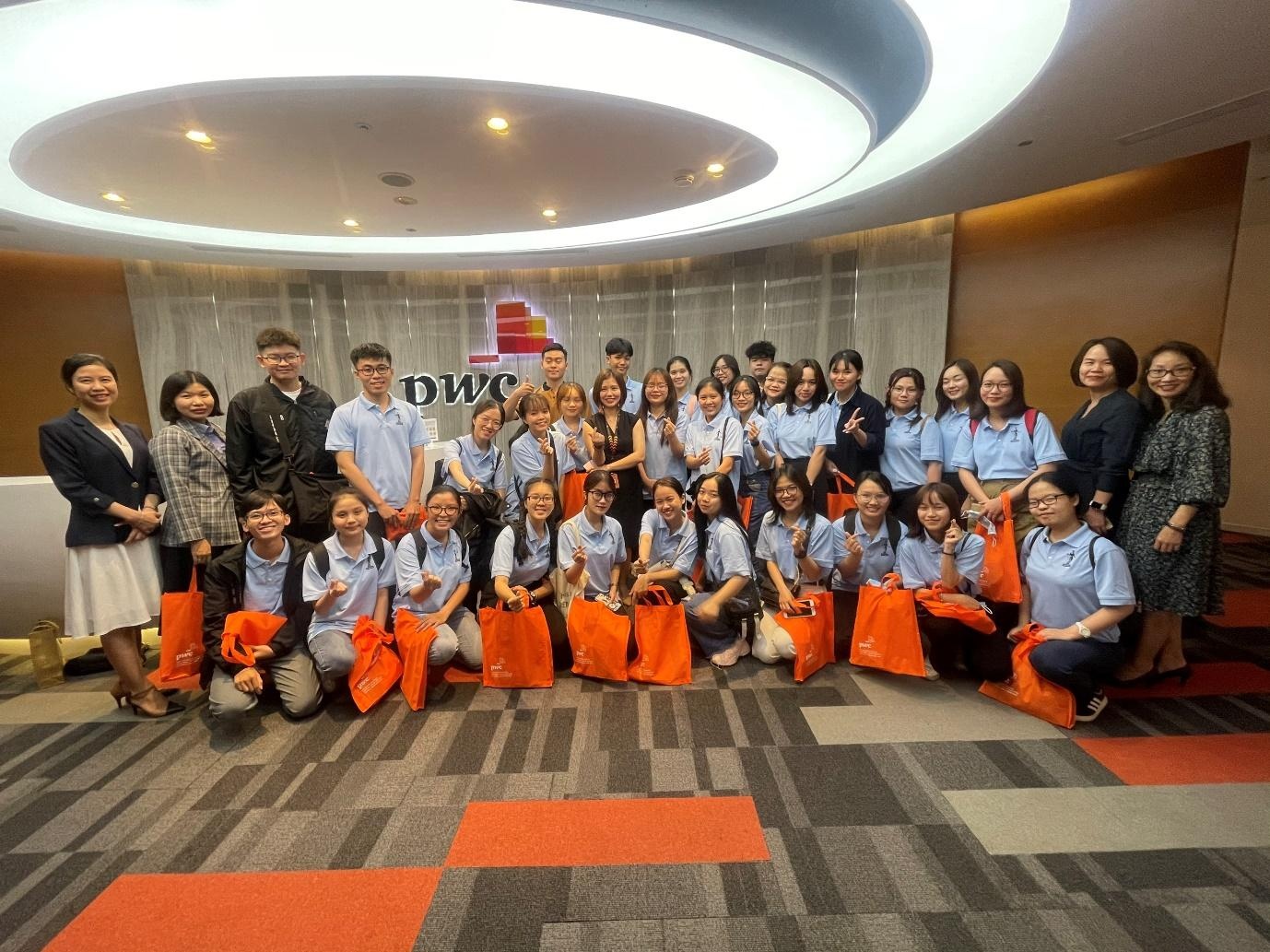 Đại học Kinh tế - Luật TP.HCM ,  UEL ảnh 2 Dai hoc Kinh te - Luat TP.HCM ,  UEL anh 2
