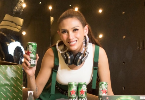 Vo Hoang Yen, Masew tro tai mix nhac khien fan tram tro hinh anh