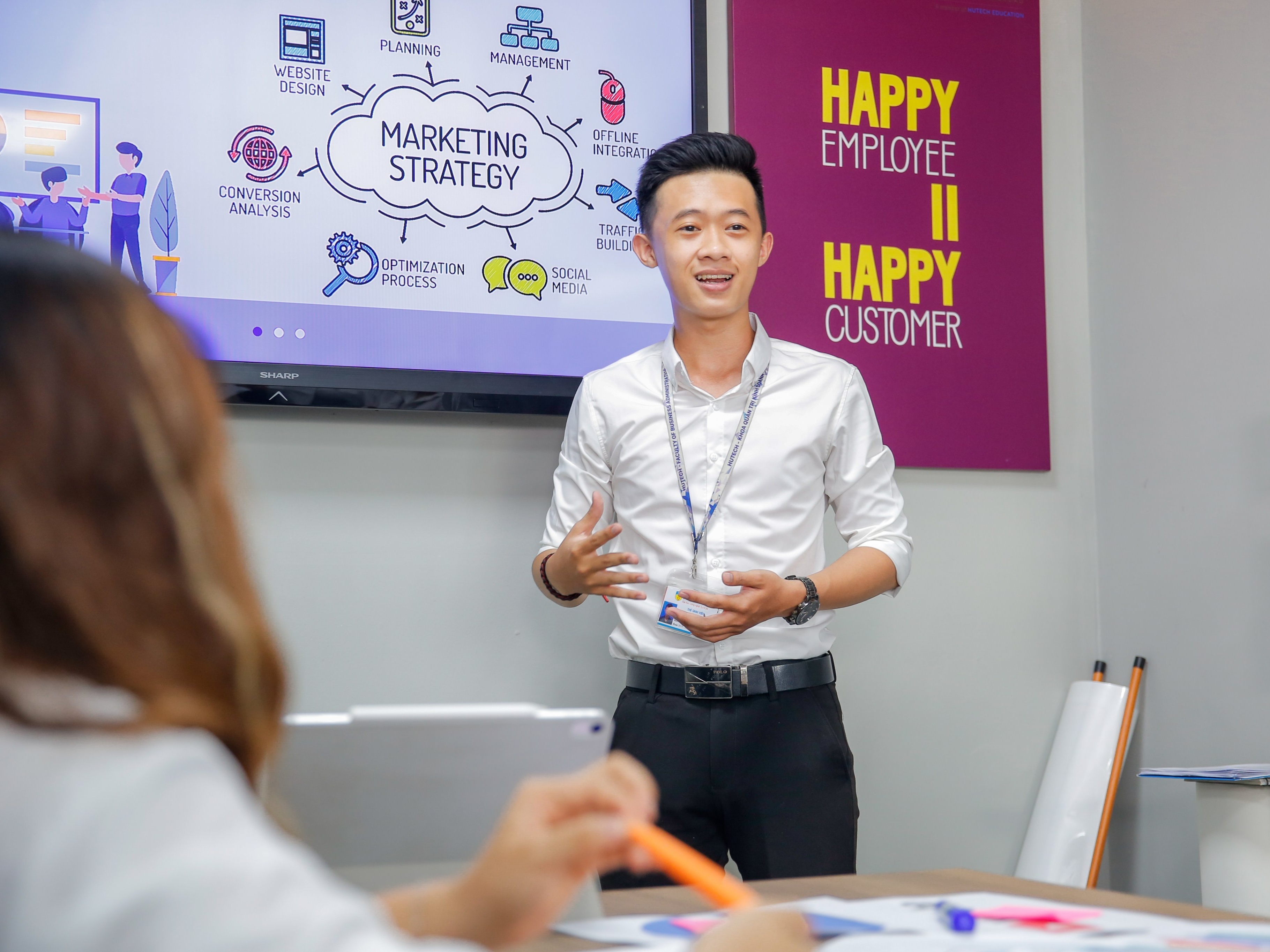 Sang hoc van hanh cong ty, chieu lam du an khoi nghiep hinh anh