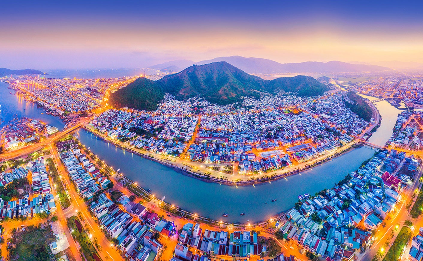 Ha tang phat trien, Quy Nhon don song dau tu hinh anh