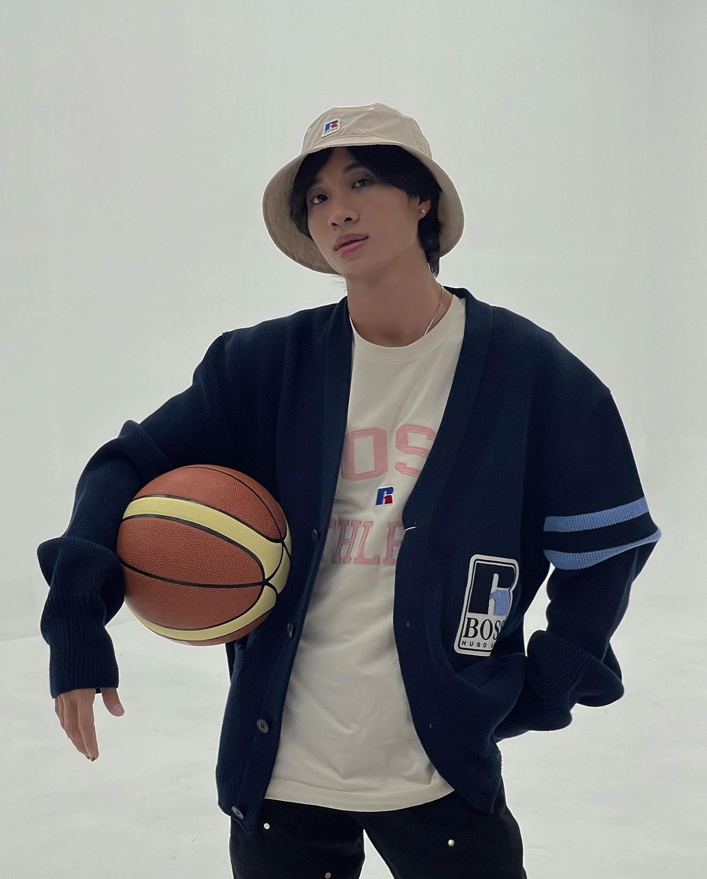 Boss,  Russell Athletic anh 2