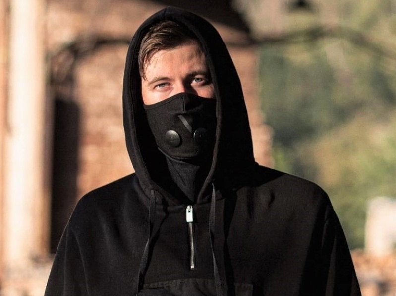 Ra mat dia don moi tren Zing MP3, Alan Walker chao fan bang tieng Viet hinh anh