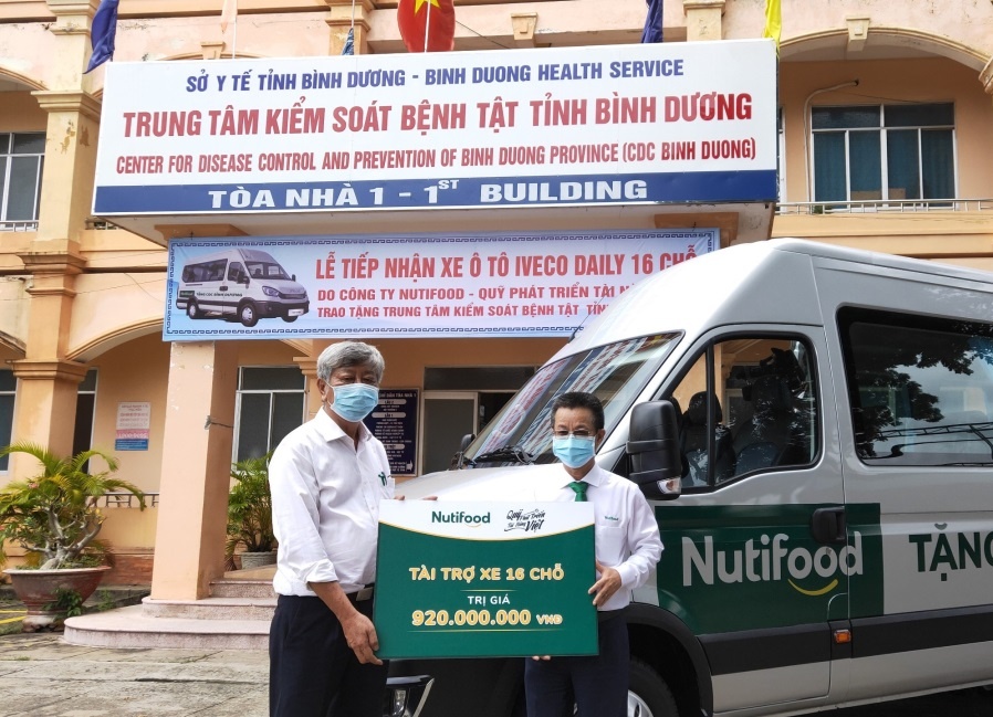 Quy phat trien tai nang Viet ung ho hon 15 ty dong chong dich hinh anh