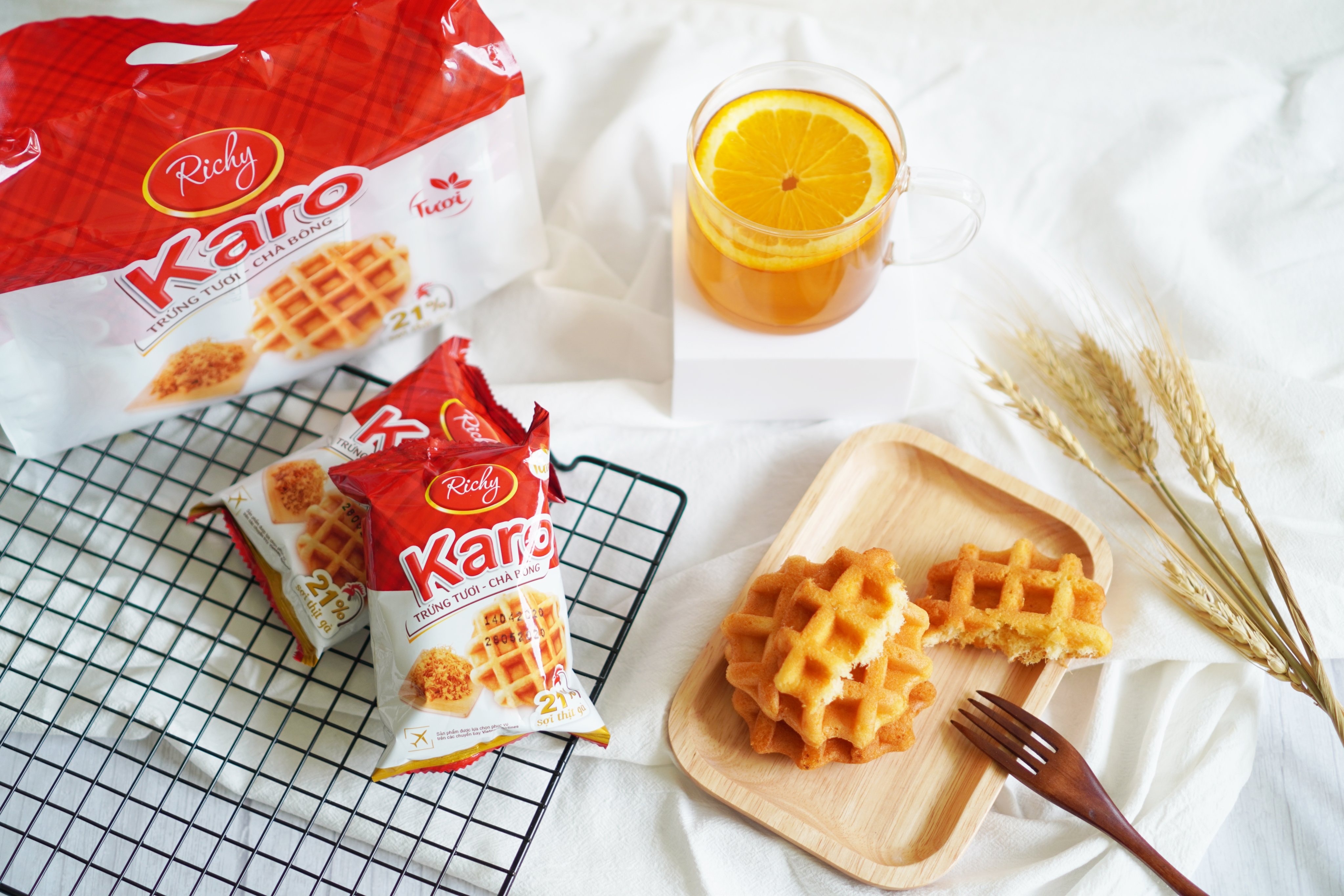 quy vaccine,  phong chong Covid-19 anh 2