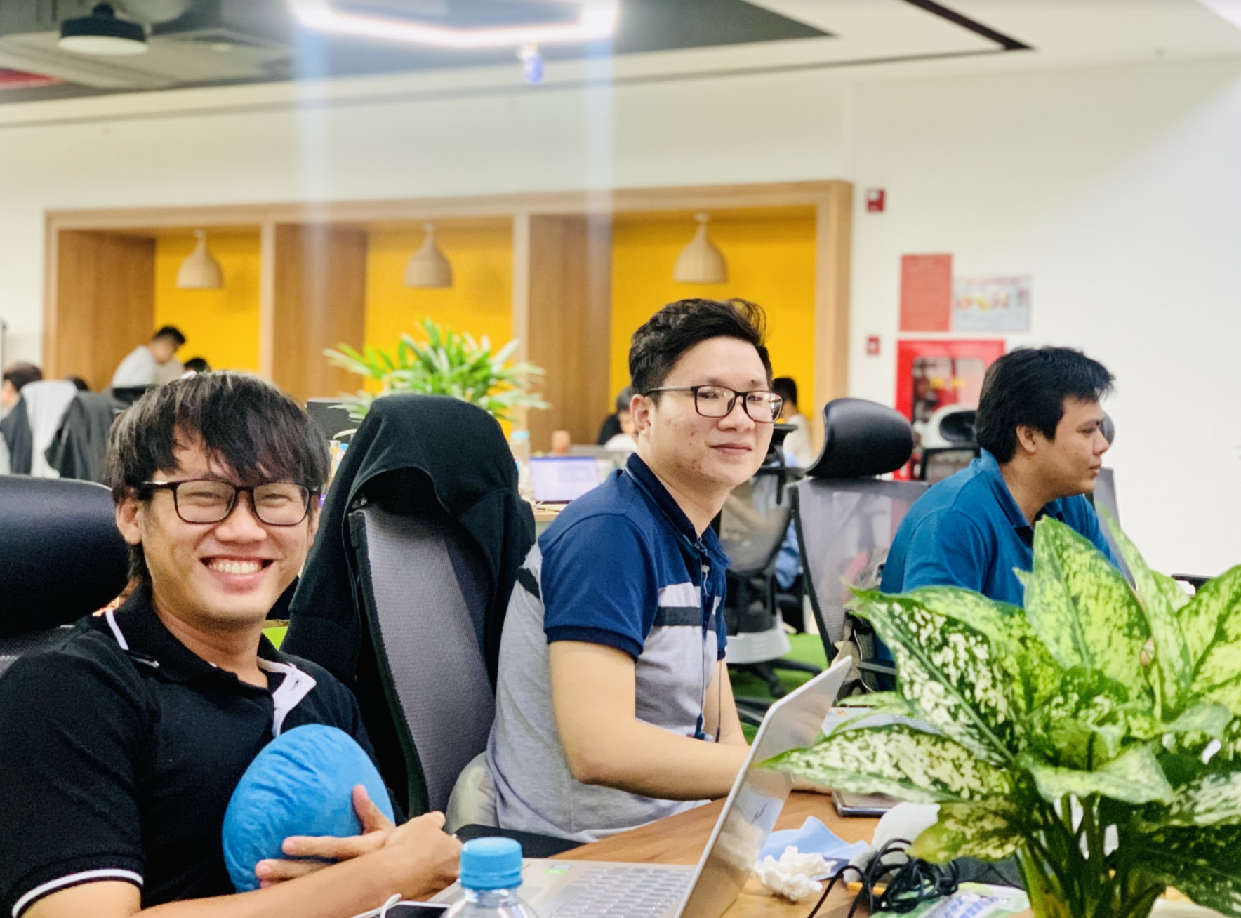 Thuc tap sinh IT Fresher,  The Gioi Di Dong anh 1