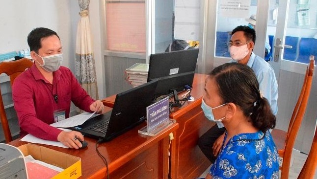 Dat hen, lay so thu tu qua Zalo truoc khi den lam thu tuc hanh chinh hinh anh