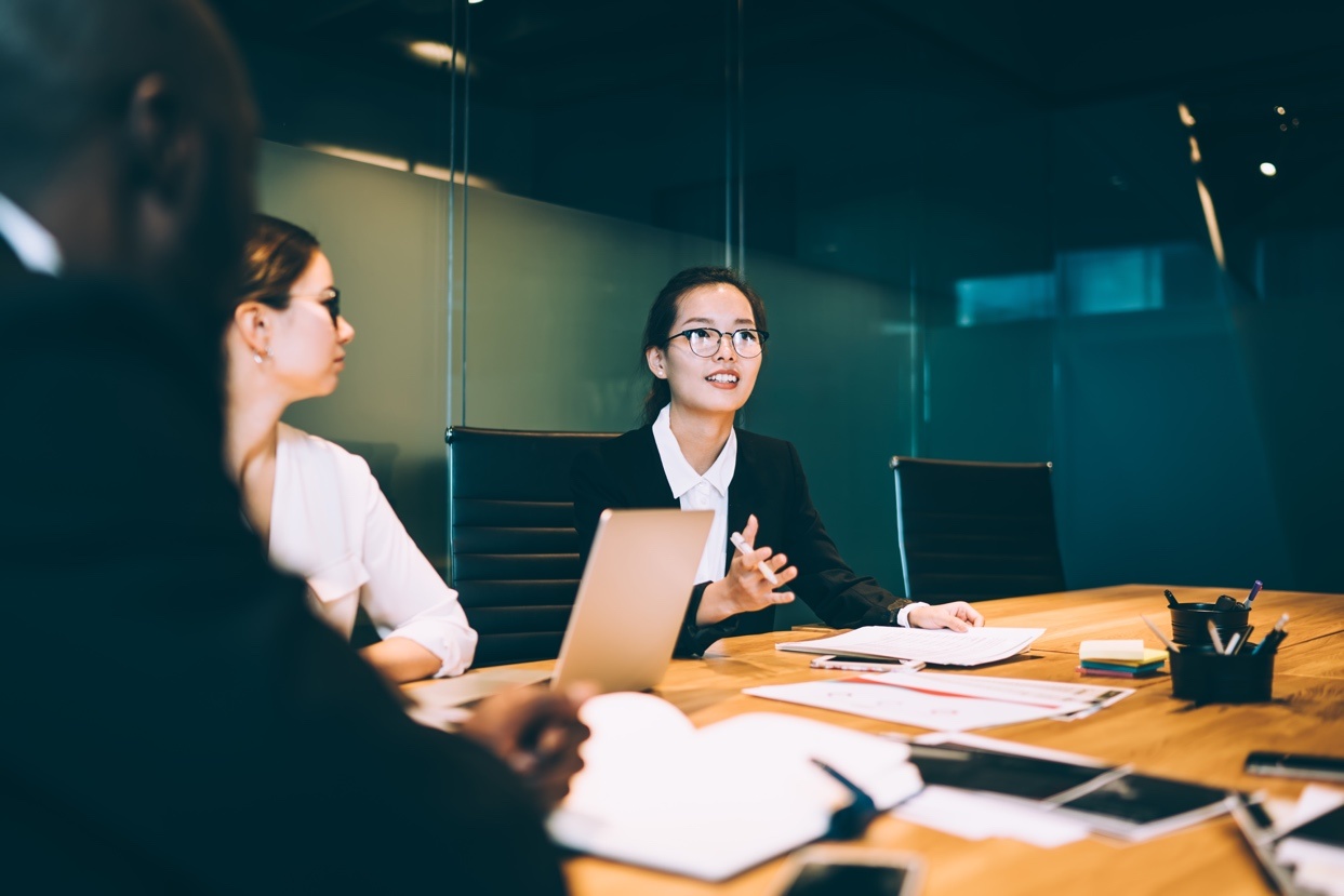 nhan su,  chien luoc tuyen dung anh 1