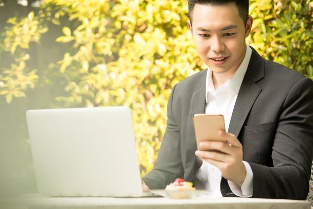 Duy tri ket noi voi dong nghiep trong thoi dich Covid-19 hinh anh