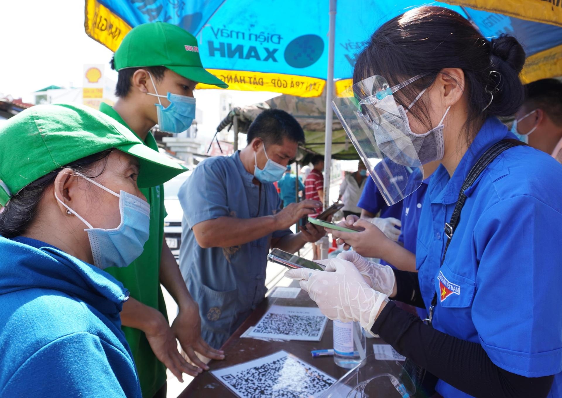 khai bao y te,  Zalo anh 3