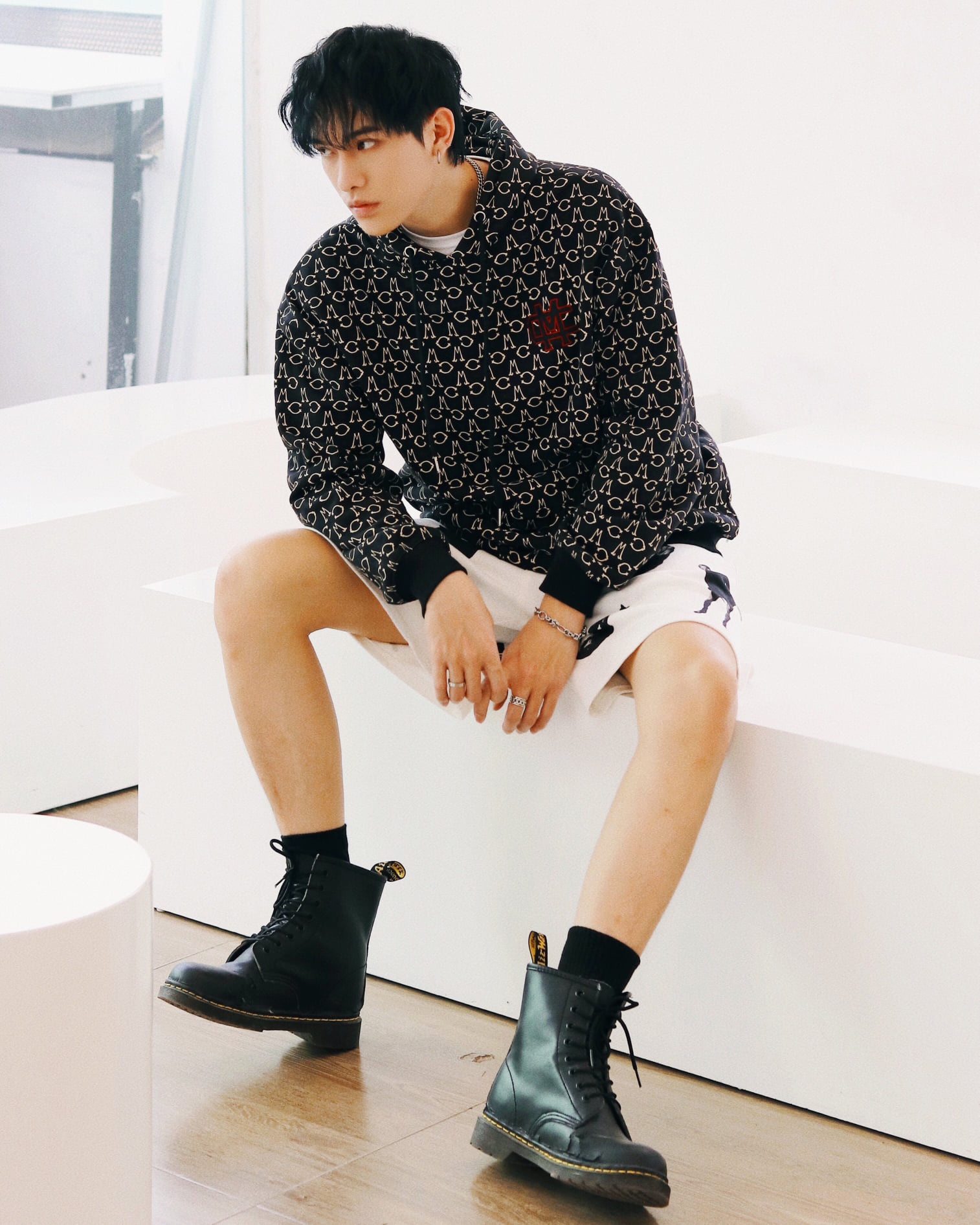 hoodie,  trang phuc duong pho anh 1