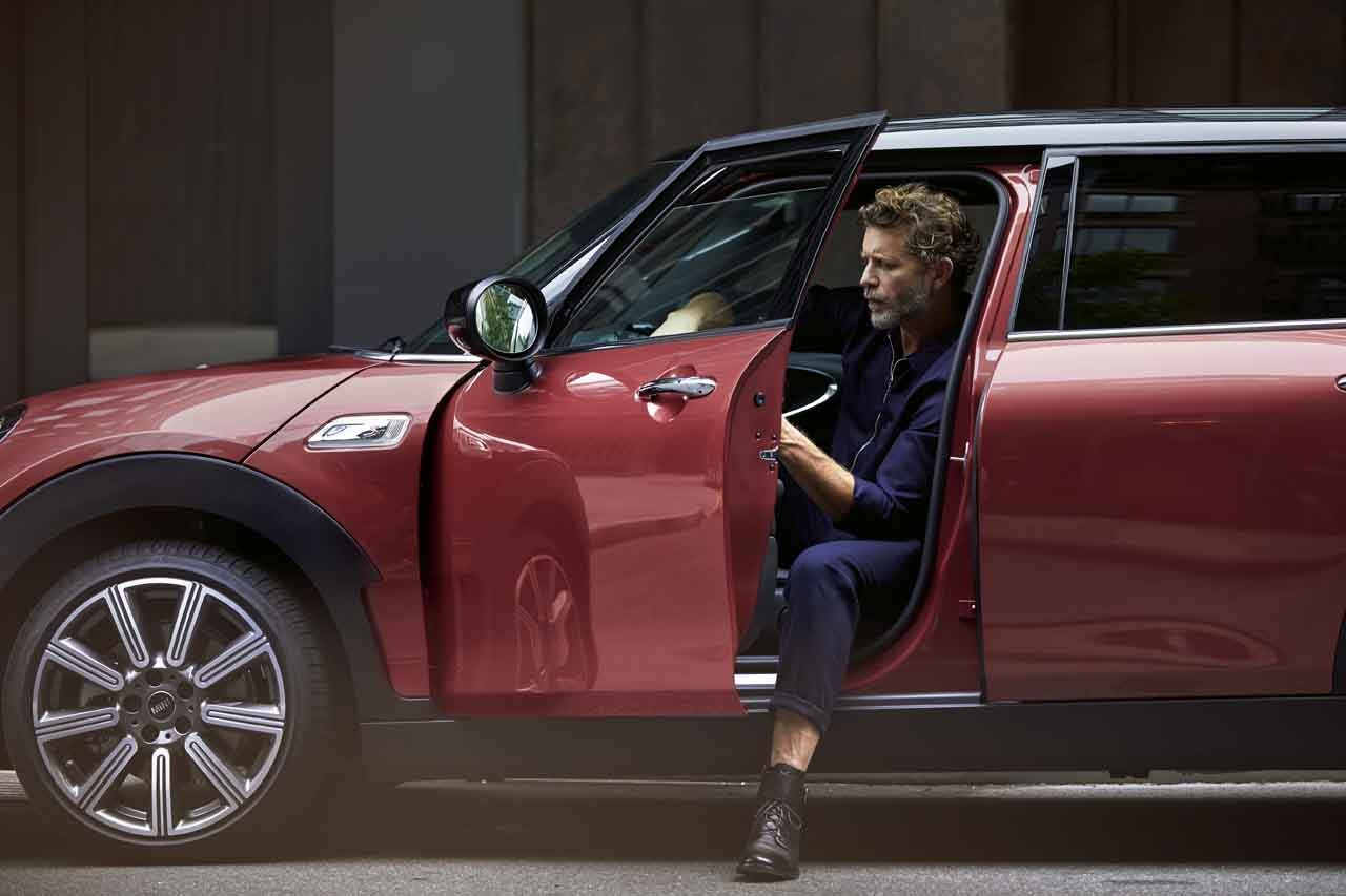 MINI Cooper S Clubman - mau xe cua nguoi sanh dieu hinh anh