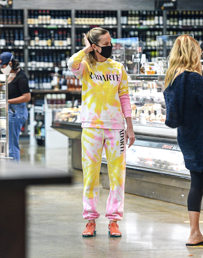 giay nguyen sinh,  sao quoc te anh 2