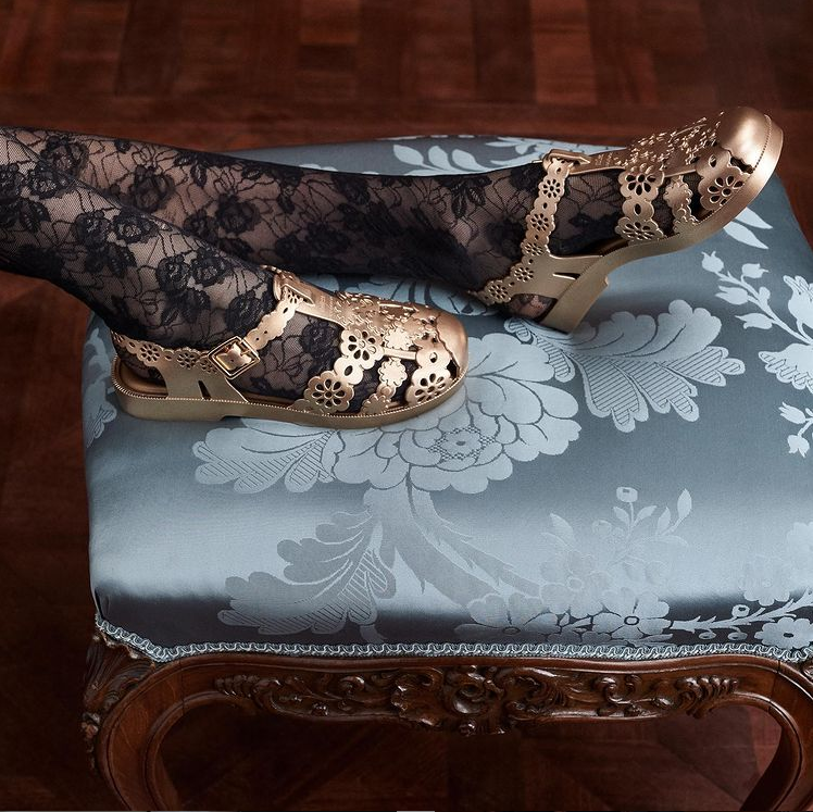 giay nguyen sinh,  sao quoc te anh 4