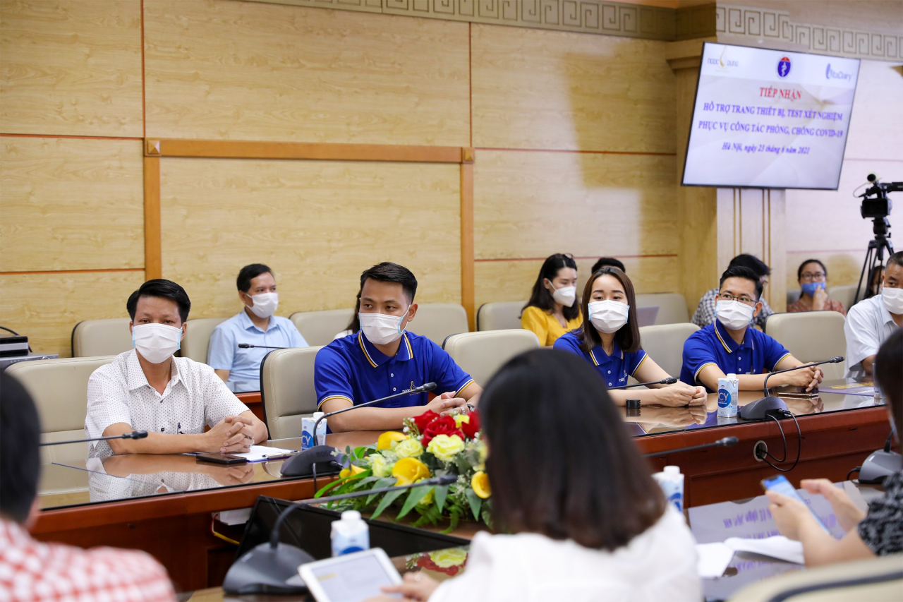 ủng hộ,  vaccine ảnh 4 ung ho,  vaccine anh 4