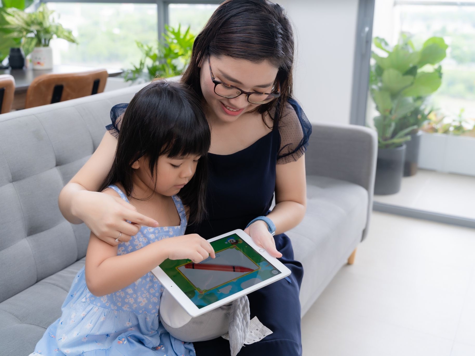 Ung dung Viet bat tay doi tac quoc te, thiet ke nen tang 'choi ma hoc' hinh anh