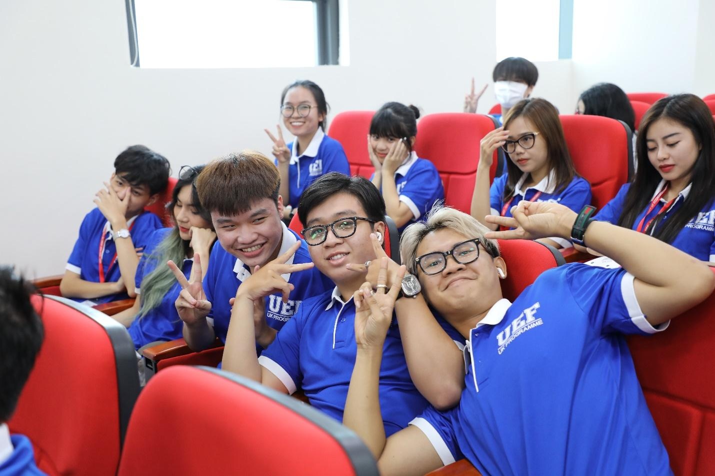 Dai hoc Gloucestershire,  Dai hoc Leeds Trinity anh 2