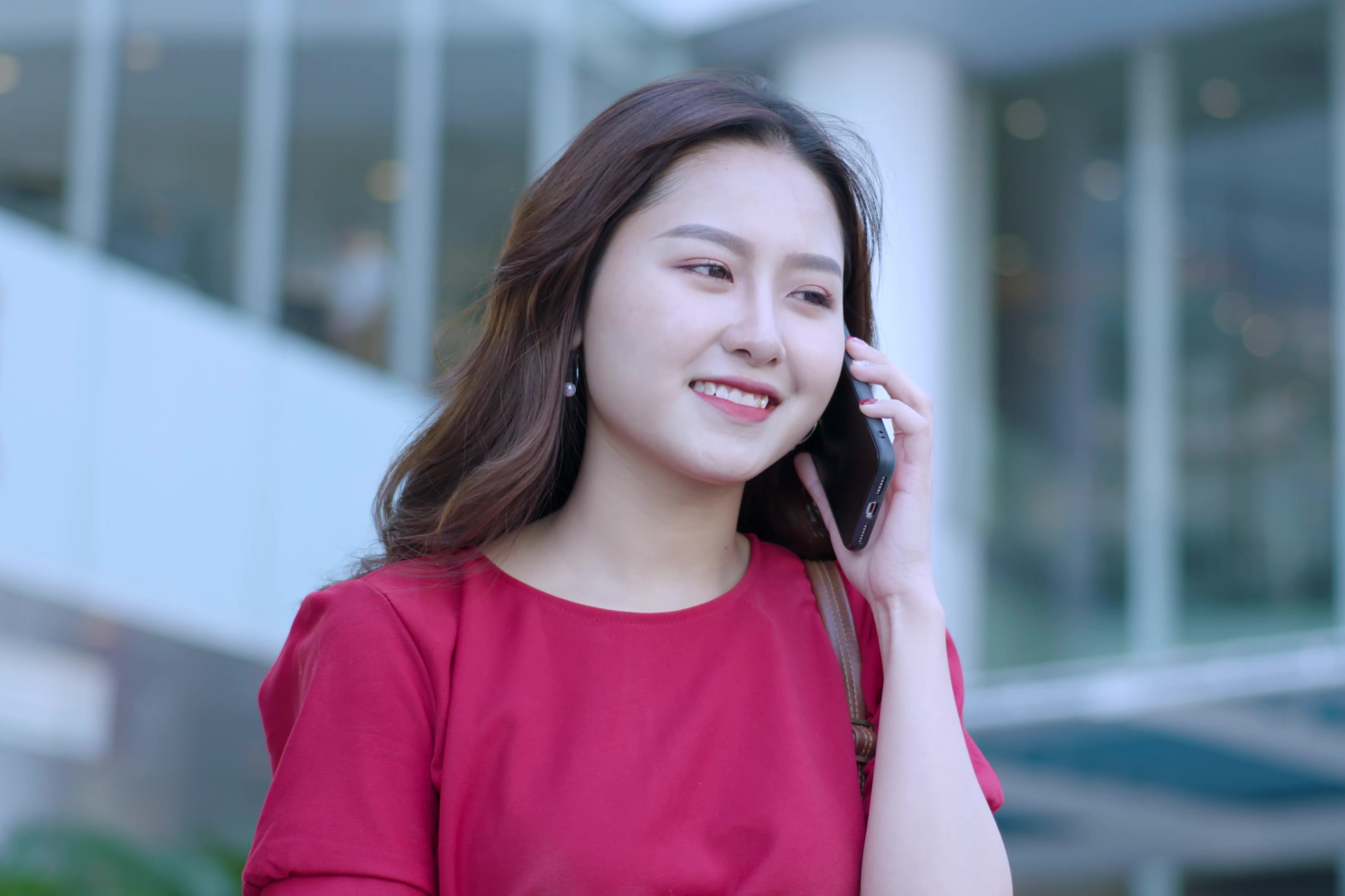 Giai phap thuc day chuyen doi so trong nganh bao hiem hinh anh