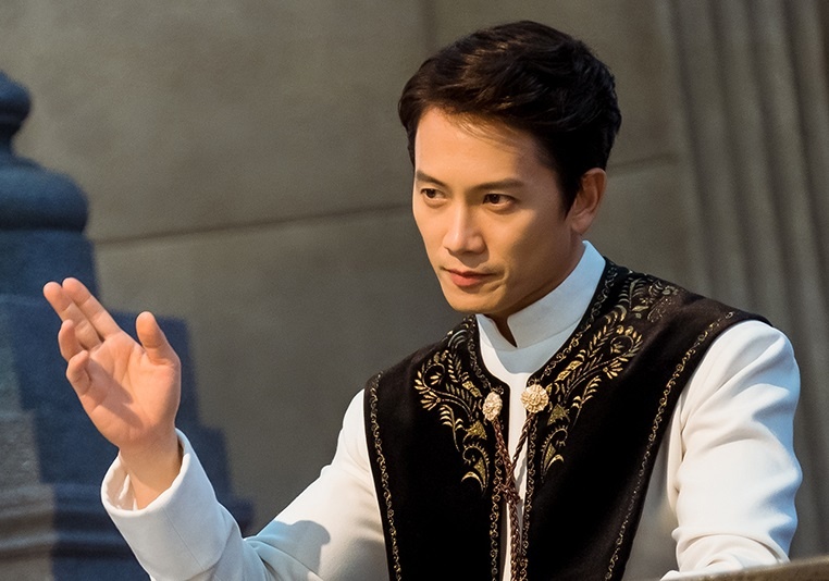 Vai dien tham phan ac ma an tuong cua Ji Sung tren Truyen hinh FPT hinh anh